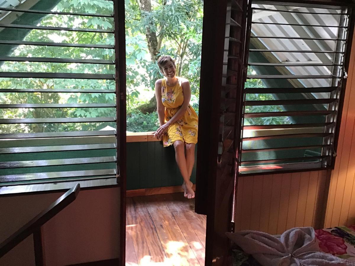 Waleskas Place Bed & Breakfast Puerto Jiménez Екстериор снимка